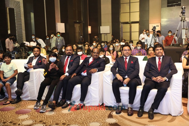 Mahesh Babu as BIG C mobiles Brand Ambassador event photos